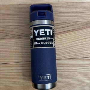 NWT Yeti Rambler 18oz Bottle Color Moon dust Blue